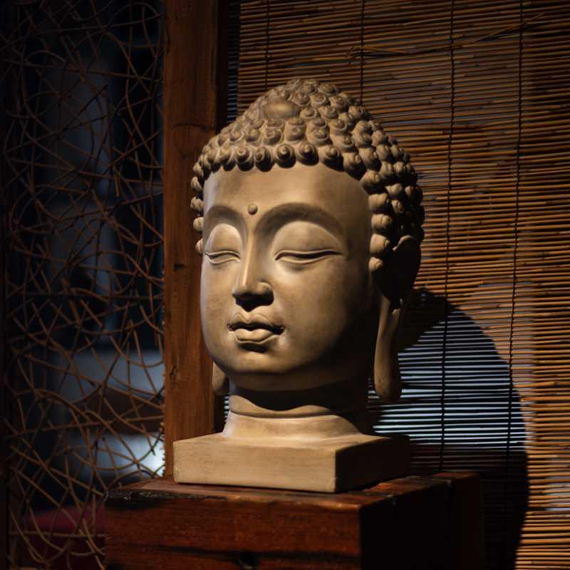 Sculpture Moderne Tête de Bouddha Géante Extérieur – Image 3